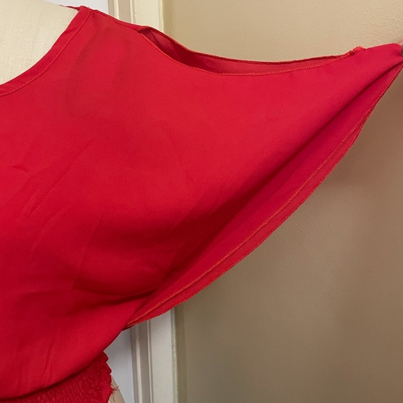 Elastic Waist Flutter Sleeve Top - Picture 3 of 6